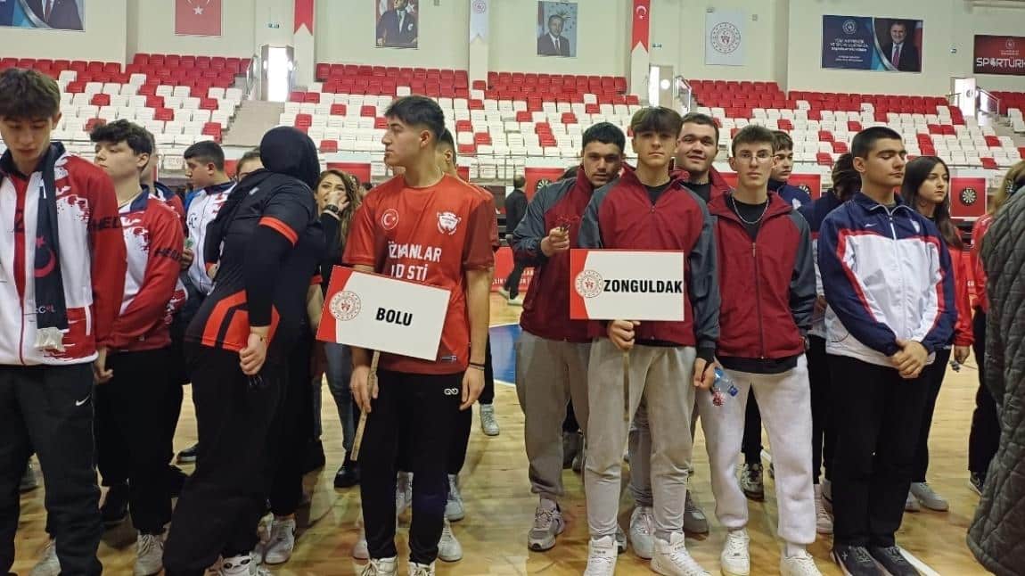 Okulumuz Kirklareli Dart Turnuvasında Zonguldak'ı Temsil Etti.